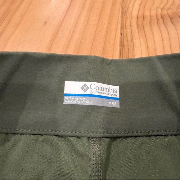 Columbia Green Skort - Picture 4 of 5